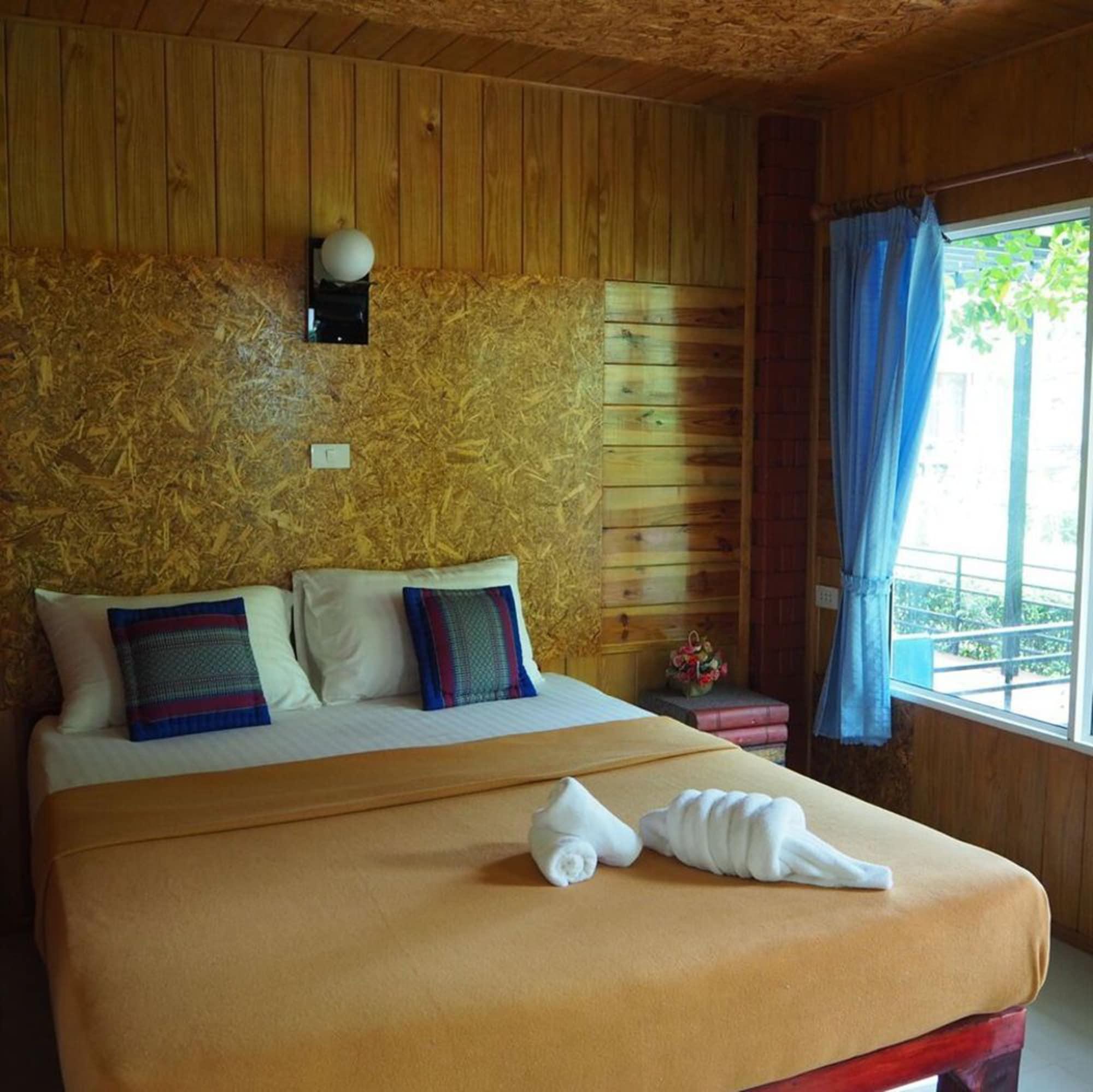 Baan Suan Hill Resort Ban Tha Khun Eksteriør bilde