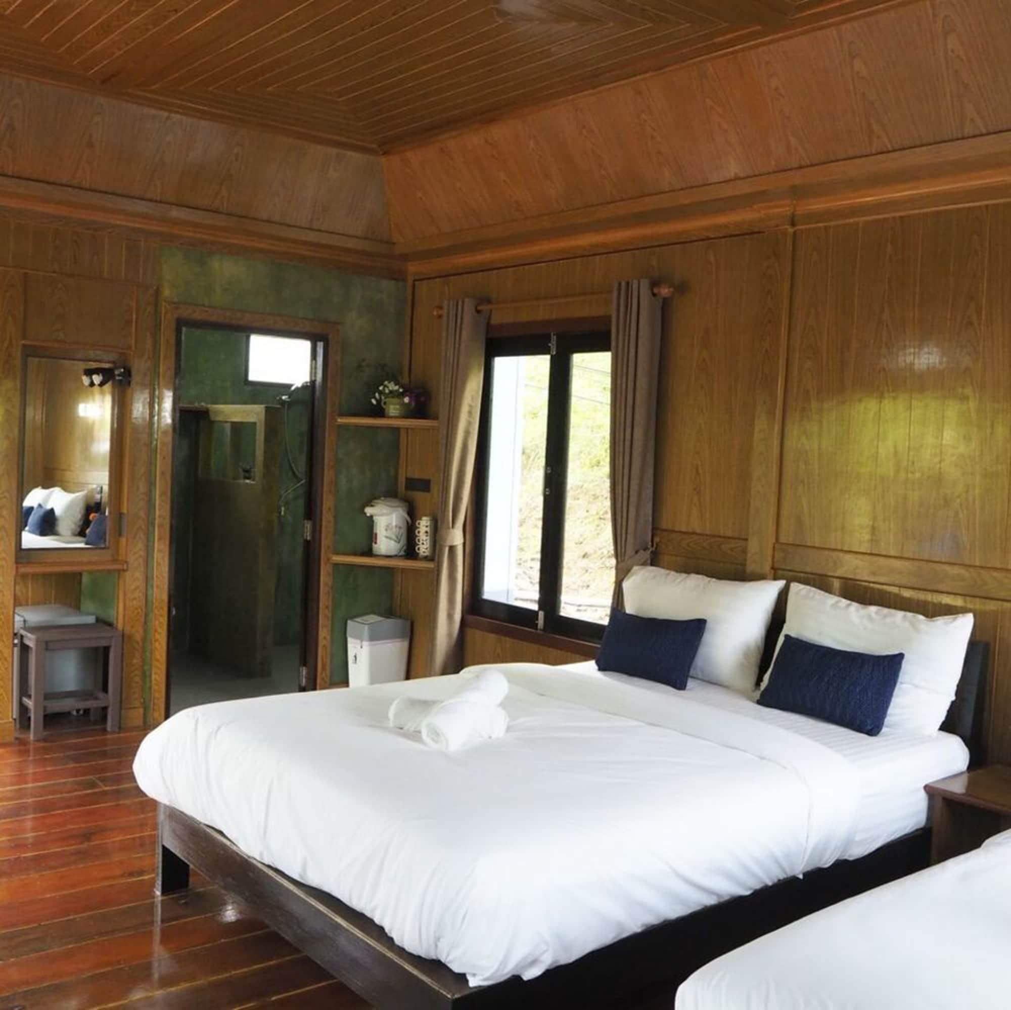 Baan Suan Hill Resort Ban Tha Khun Eksteriør bilde