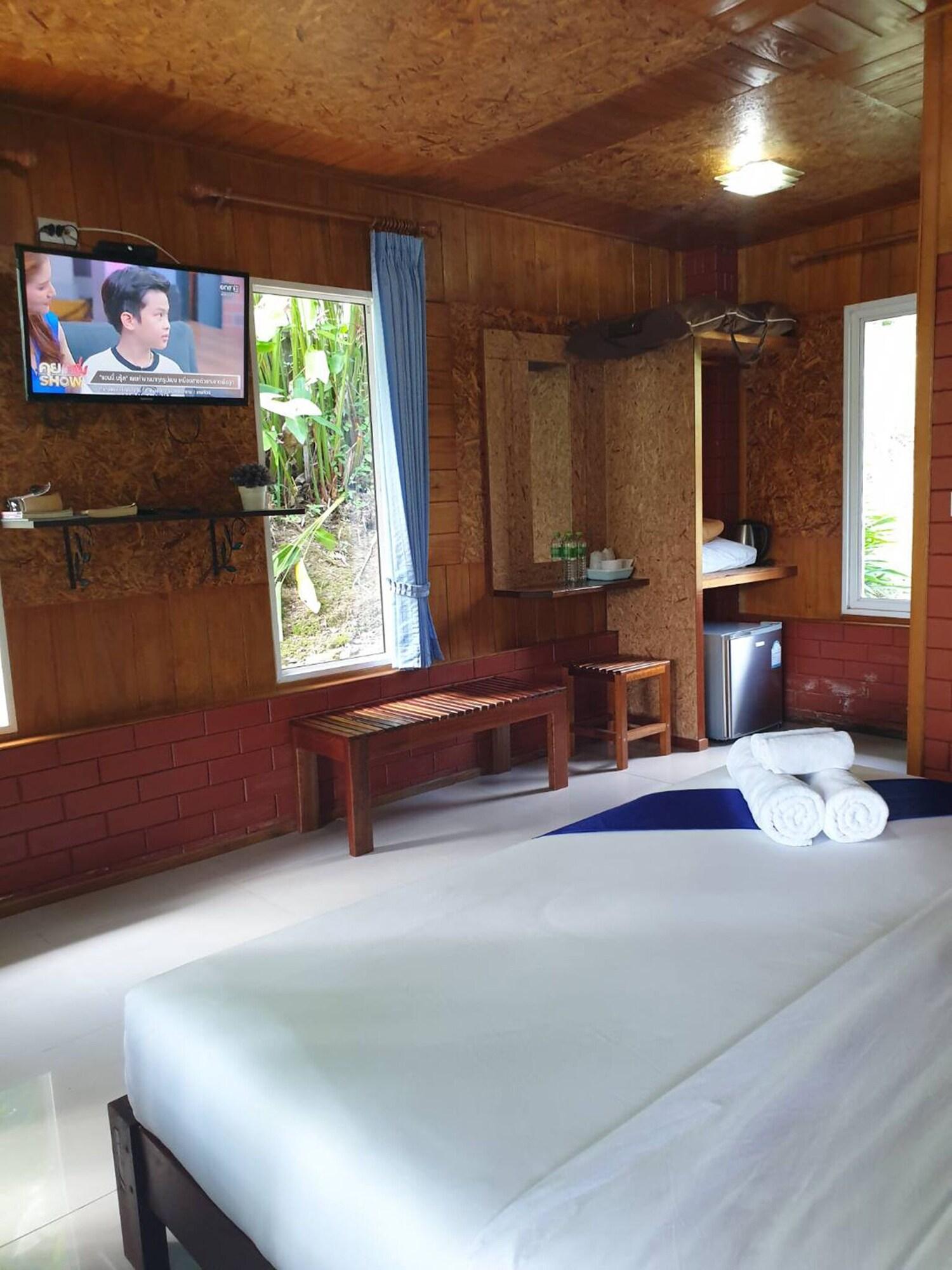 Baan Suan Hill Resort Ban Tha Khun Eksteriør bilde