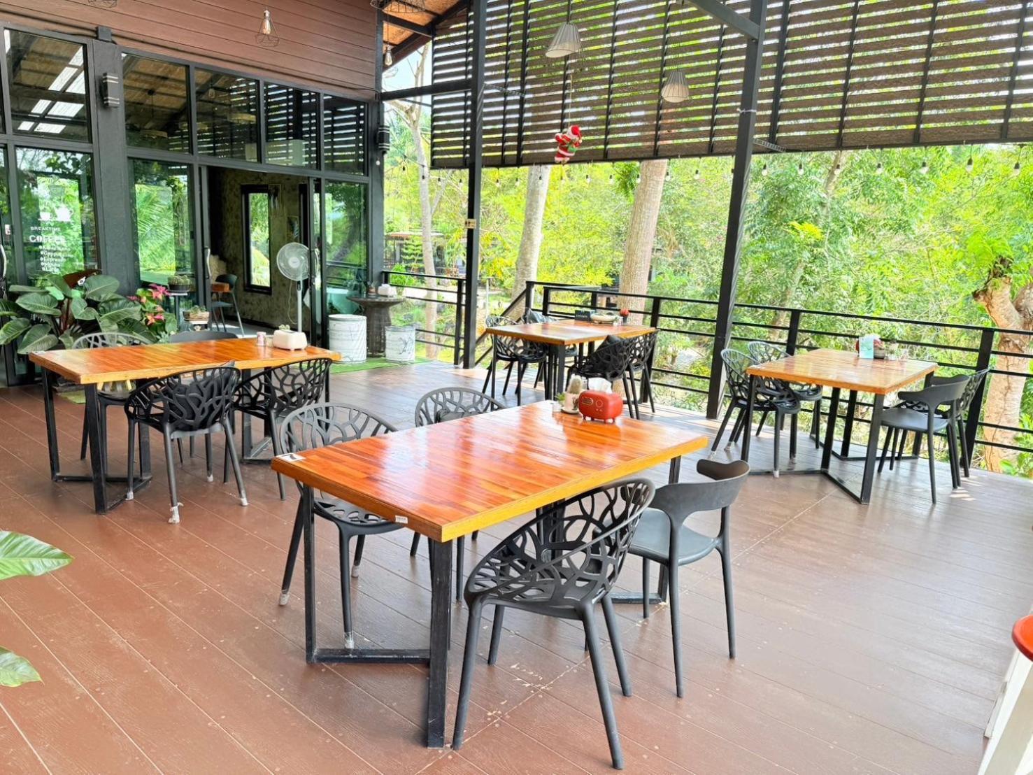 Baan Suan Hill Resort Ban Tha Khun Eksteriør bilde