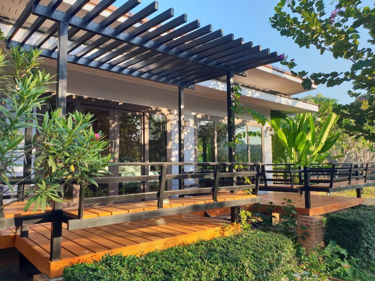 Baan Suan Hill Resort Ban Tha Khun Eksteriør bilde