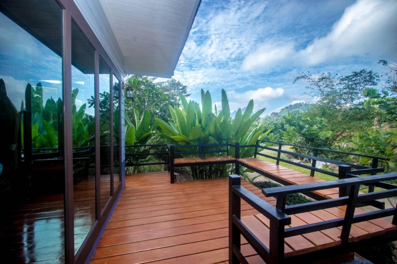 Baan Suan Hill Resort Ban Tha Khun Eksteriør bilde